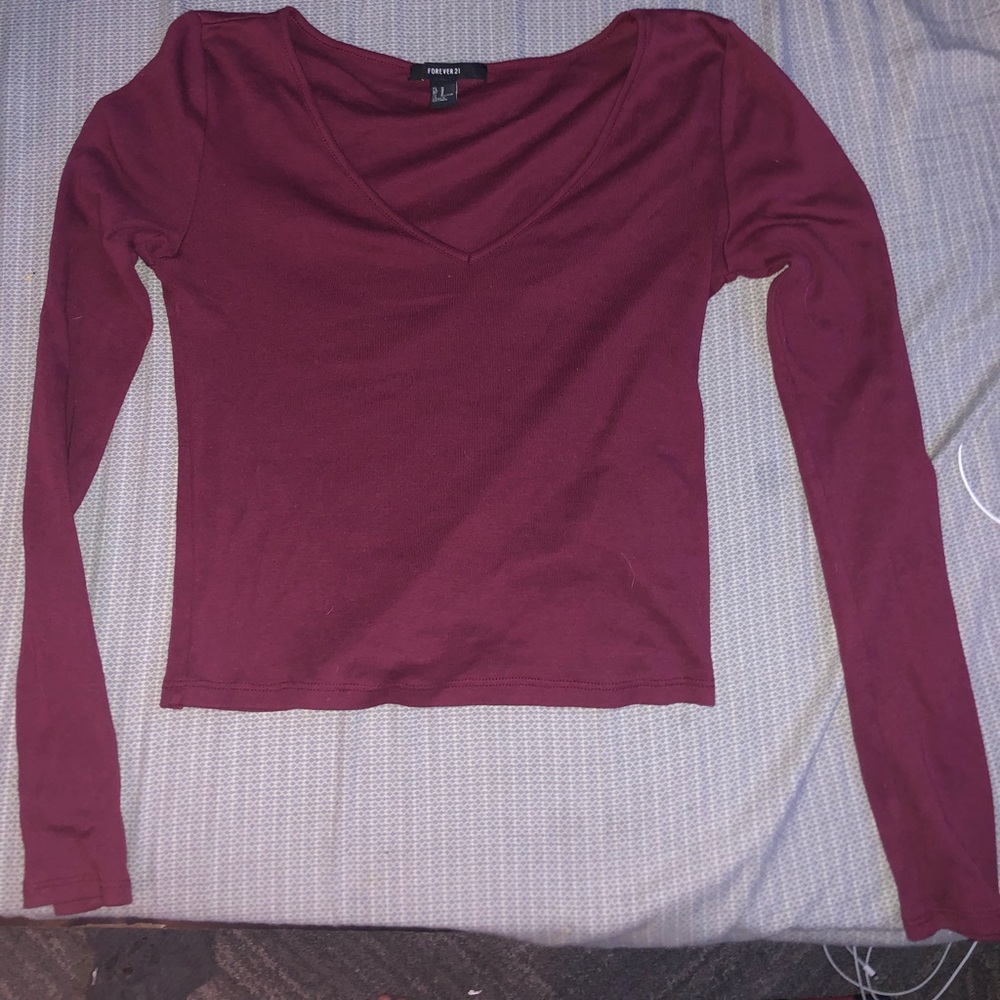 Size Medium Burgundy Slightly Cropped Long Sleeve